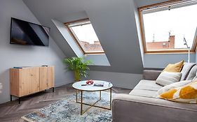 Oomph Wroclaw Deluxe Apt Ruska